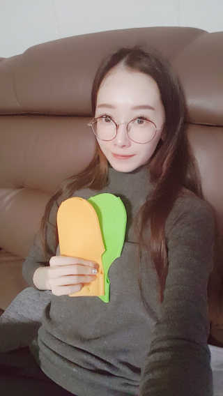코네코맘 실리콘 바디브러쉬 세안솔 2개입 컬러랜덤 — 5점을 준 리뷰어가 2018년 11월 올린 사용 사진