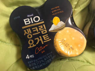 [매일 바이오] 생크림요거트 플레인 12개 + 유자 12개 — 5점을 준 리뷰어가 2019년 7월 올린 사용 사진