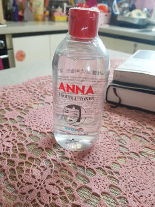 솔테라피 안나 트러블 토너 300ml — 3.5점을 준 리뷰어가 2019년 5월 올린 사용 사진