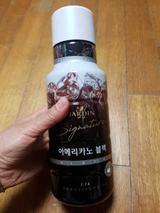 (주)쟈뎅 쟈뎅 시그니처 아메리카노 1.1L — 5점을 준 리뷰어가 2018년 8월 올린 사용 사진