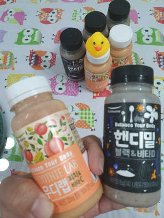[풀무원] 핸디밀 블랙비타D + 스무디랩 피치비타C — 5점을 준 리뷰어가 2019년 8월 올린 사용 사진