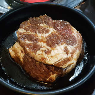 [두툼갈비] 두툼갈비 2인분 + 매콤치즈버섯 set — 5점을 준 리뷰어가 2018년 11월 올린 사용 사진