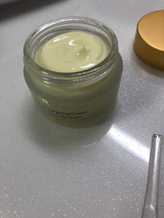 아이소이 코어탄력크림 — 4.33점을 준 리뷰어가 2018년 2월 올린 사용 사진