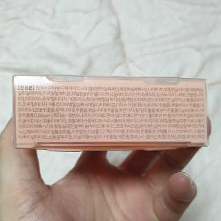 [블랙루즈] 피치 커버 벨벳 쿠션 2종 중 택1 — 4점을 준 리뷰어가 2019년 10월 올린 사용 사진