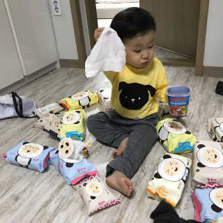 달곰이 물티슈 — 5점을 준 리뷰어가 2017년 4월 올린 사용 사진