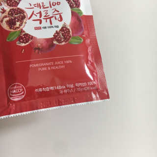 프롬바이오 오직 석류만 [그대로100 석류즙] 하루 1포로 건강하게 — 2.5점을 준 리뷰어가 2019년 10월 올린 사용 사진