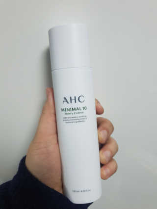 AHC 에이 에이치 씨 미니멀 10 워터리 에센스 — 4.5점을 준 리뷰어가 2018년 12월 올린 사용 사진