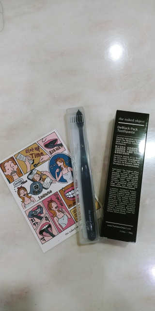 the naked object 디블랙팩치약 디블랙칫솔 세트 — 5점을 준 리뷰어가 2019년 1월 올린 사용 사진