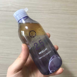 해피바스 마이크로 2.5 미셀라 오일 인 클렌징워터 — 5점을 준 리뷰어가 2018년 4월 올린 사용 사진