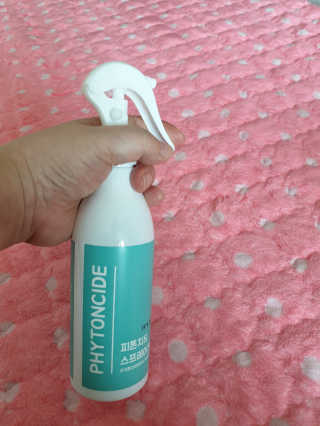 화목한가정 순수니아 피톤치드 스프레이 300ml — 5점을 준 리뷰어가 2019년 3월 올린 사용 사진