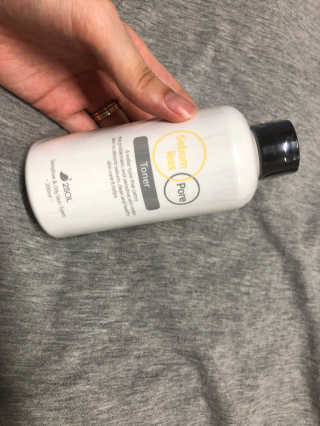 이솔화장품 이솔 세범 리스 포어 토너 200ml — 5점을 준 리뷰어가 2018년 8월 올린 사용 사진