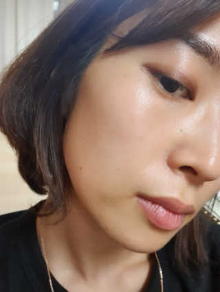 프리미어룩 실크 리프팅 아이 앤 넥 크림 — 5점을 준 리뷰어가 2019년 11월 올린 사용 사진