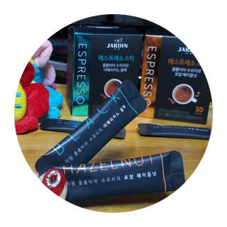 (주)쟈뎅 쟈뎅 에스프레소 스틱 [블랙+헤이즐넛 set] — 5점을 준 리뷰어가 2020년 2월 올린 사용 사진