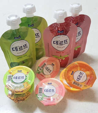 데르뜨 떠먹는 과일 3종, 짜먹는 과일 2종 총 10개 체험 — 5점을 준 리뷰어가 2020년 3월 올린 사용 사진