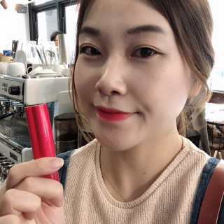 [블랙루즈] 컬러 락 하트 틴트 1+1 — 5점을 준 리뷰어가 2019년 8월 올린 사용 사진