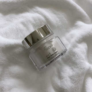 파시스 올인원 진주 화이트닝 크림 100ml — 5점을 준 리뷰어가 2019년 3월 올린 사용 사진