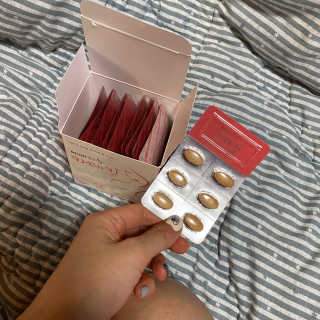 예뻐지는카테킨 예뻐지는 카테킨 1박스 1개월분 — 5점을 준 리뷰어가 2020년 2월 올린 사용 사진