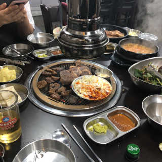 [두툼갈비] 두툼갈비 2인분 + 매콤치즈버섯 set — 4.67점을 준 리뷰어가 2018년 8월 올린 사용 사진