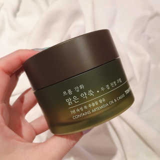 토니모리 프롬 강화 맑은 약쑥 두 겹 진정 크림 — 3.5점을 준 리뷰어가 2019년 9월 올린 사용 사진