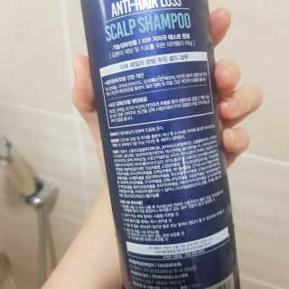 다슈코리아 다슈 데일리 단백질 한방 두피 골드 샴푸 500ml — 3점을 준 리뷰어가 2020년 1월 올린 사용 사진