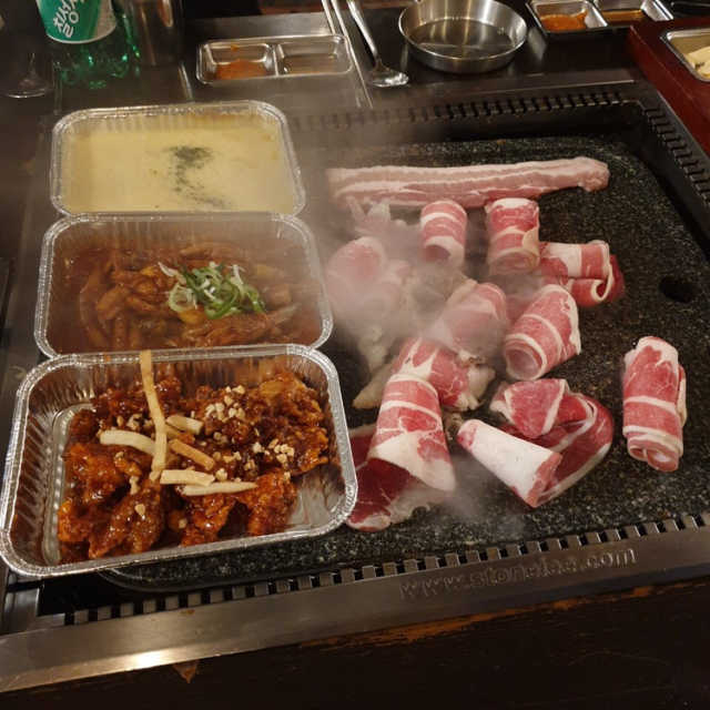 [꽃돼지갤러리_홍대점]꽃갤한상 2인 식사권 리뷰 사진