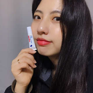 블리스텍스 립 릴리프 크림 립밤, 립 바이브런스 립밤 — 4.17점을 준 리뷰어가 2018년 11월 올린 사용 사진