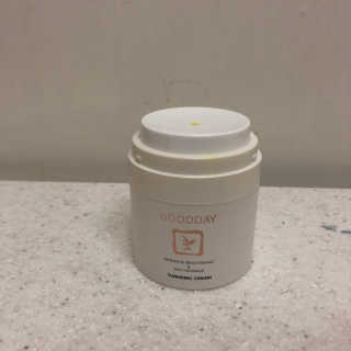 GoodDay Skincare GoodDay 강황크림 50g — 5점을 준 리뷰어가 2020년 1월 올린 사용 사진