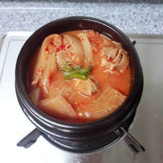 땡땡쿡 더실비김치찌개 2인분 710g 라면사리 포함 — 4점을 준 리뷰어가 2020년 2월 올린 사용 사진