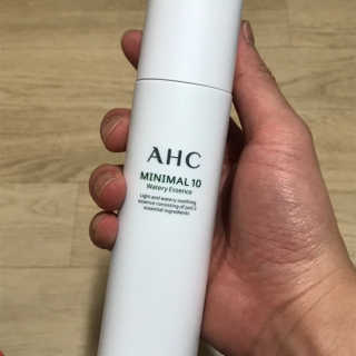 AHC 에이 에이치 씨 미니멀 10 워터리 에센스 — 5점을 준 리뷰어가 2018년 12월 올린 사용 사진