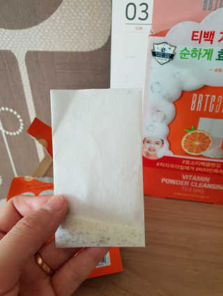 비알티씨 V10 파우더 클렌징 티백 2종 — 5점을 준 리뷰어가 2019년 3월 올린 사용 사진