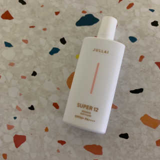 쥴라이Jullai 슈퍼 12 바운스 선 플루이드 SPF50+ PA++++ — 5점을 준 리뷰어가 2019년 7월 올린 사용 사진
