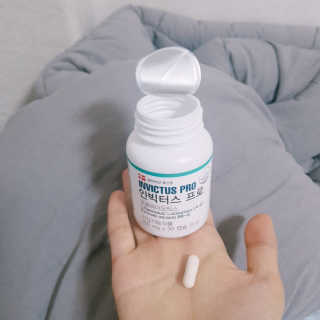 라플레 염창환 박사의 3세대 유산균, 인빅터스 프로 — 5점을 준 리뷰어가 2018년 8월 올린 사용 사진
