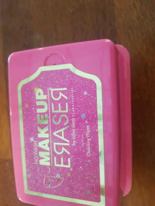 메이크업 이레이져 바이 컬러딥 래버러토리즈 — 4점을 준 리뷰어가 2020년 1월 올린 사용 사진