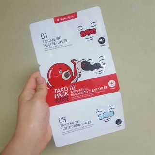나이팅게일 TAKO PACK NOSE [문어코팩] — 3.67점을 준 리뷰어가 2017년 6월 올린 사용 사진