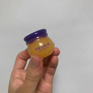 [후르디아] 블루베리 과즙 듬뿍 꿀과즙립밤 3개 세트 — 5점을 준 리뷰어가 2019년 11월 올린 사용 사진