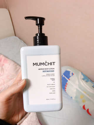 멈칫(MUMCHIT) 멜팅 바디로션 — 4.67점을 준 리뷰어가 2018년 12월 올린 사용 사진