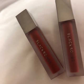 [블랙루즈] 에어 핏 벨벳 틴트4 1+1 — 4.5점을 준 리뷰어가 2019년 7월 올린 사용 사진