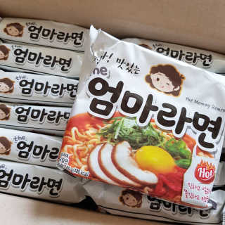 라면 그대로가 제일 맛있는 더엄마라면 — 5점을 준 리뷰어가 2019년 6월 올린 사용 사진