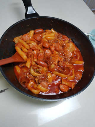 식스레시피 마라떡볶이 쿠킹박스 2인분 — 5점을 준 리뷰어가 2019년 7월 올린 사용 사진