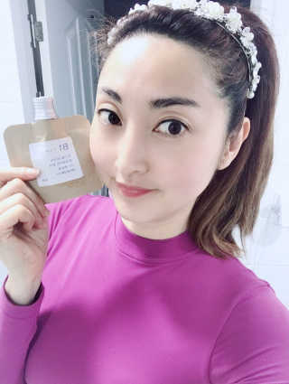 톤28 유기농 블루라이트 방어 UV 차단거리 건성용 B1 — 5점을 준 리뷰어가 2019년 4월 올린 사용 사진