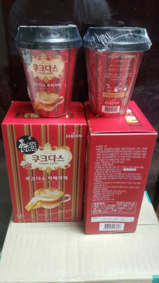 (주)쟈뎅 쟈뎅 까페모리 쿠크다스 까페라떼 — 5점을 준 리뷰어가 2017년 11월 올린 사용 사진