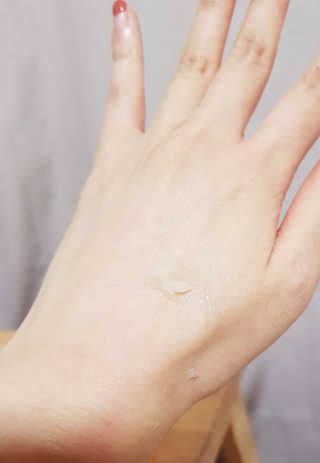 쏘내추럴 허니 카밍 밤 — 4.5점을 준 리뷰어가 2019년 12월 올린 사용 사진