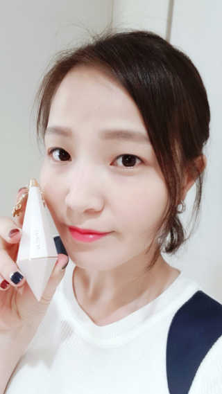 아가타 [AGATHA] 프리미에르 립스틱 — 5점을 준 리뷰어가 2018년 5월 올린 사용 사진