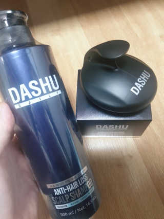 다슈코리아 다슈 단백질 한방 두피 골드 샴푸 500ml +샴푸브러쉬 — 5점을 준 리뷰어가 2019년 3월 올린 사용 사진