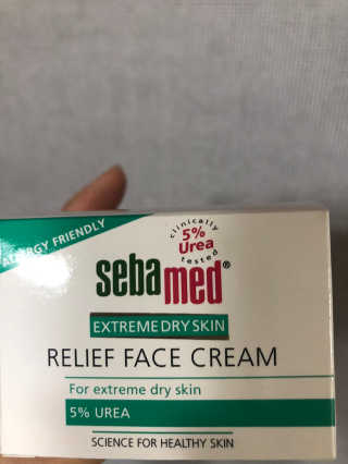 세바메드 우레아 수분폭탄크림 50ml — 4.5점을 준 리뷰어가 2019년 11월 올린 사용 사진