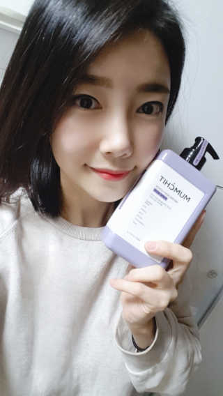 멈칫(MUMCHIT) 멜팅 바디로션 — 4.67점을 준 리뷰어가 2018년 12월 올린 사용 사진