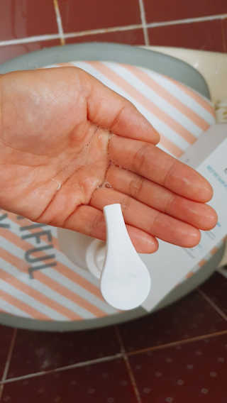 코에나샴푸 500ml — 1점을 준 리뷰어가 2019년 7월 올린 사용 사진