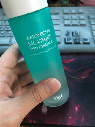 오지아이 워터 밤 모이스처 스킨 에센스 180ml — 3점을 준 리뷰어가 2020년 1월 올린 사용 사진