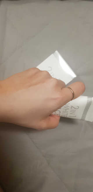 피움 스킨바리스타 2in1 화이트 페이스 퍼펙션 50ml — 5점을 준 리뷰어가 2019년 1월 올린 사용 사진