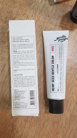 젠틀프로젝트 햄프씨드 쉐이빙 오일 + 햄프씨드 젠틀 크림 — 4.5점을 준 리뷰어가 2019년 3월 올린 사용 사진